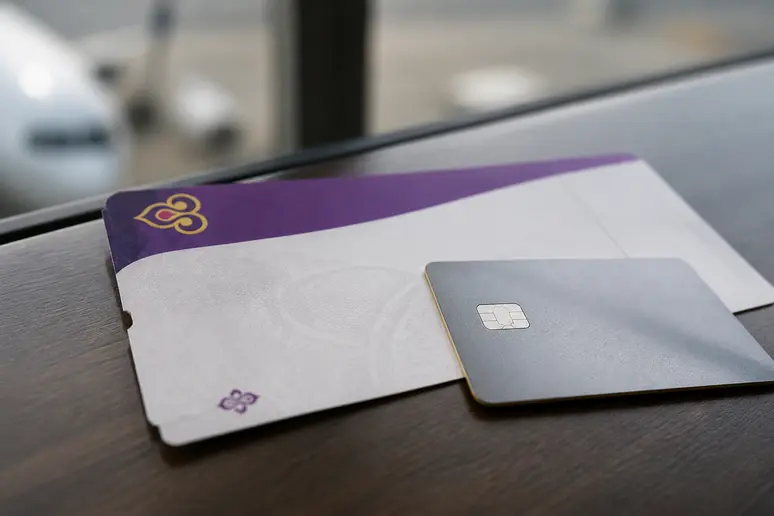 Die Kosten für Thai Airways Sitzplatzreservierungen variieren je nach Flugstrecke und sind auf der Bordkarte ersichtlich.